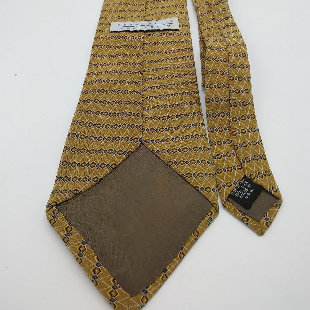 Perry Ellis Portfolio Tie - Picture 8 of 8